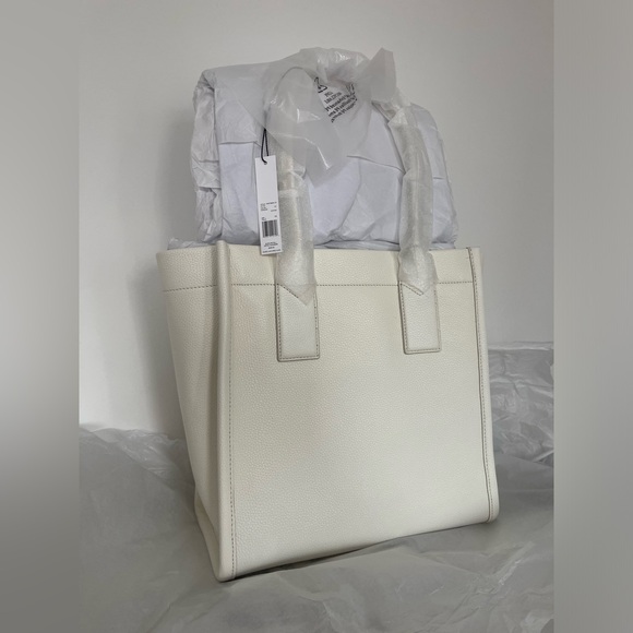 Marc Jacobs Large White Supply Tote Bag - Picture 2 of 7